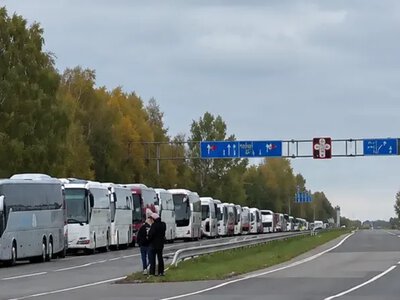 На Волині – кілометрові черги на кордоні з Польщею (Відео)