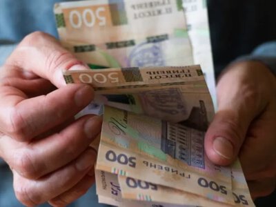 У Старій Вижівці винесли вирок жінці, яка поцупила гроші у пенсіонерки