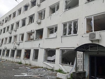 У Києві через російську атаку пошкоджено офіс ДТЕК