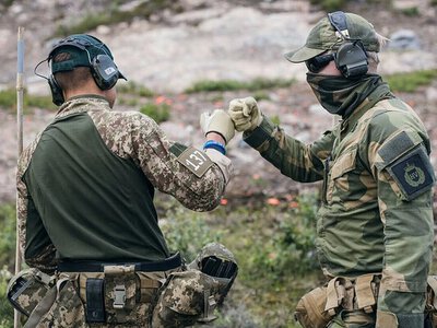 Рада продовжила іноземним військовим строк оформлення посвідок на проживання