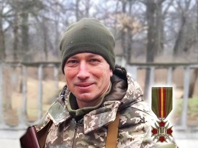 Полеглого захисника з Тульчинщини Віктора Висельського посмертно нагородили «Хрестом Сухопутних військ»