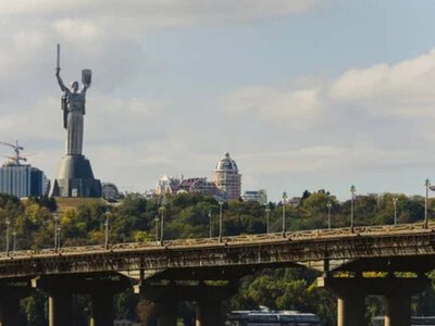 Коштуватимуть 1 мільярд: у Києві планують збудувати водні переправи через Дніпро