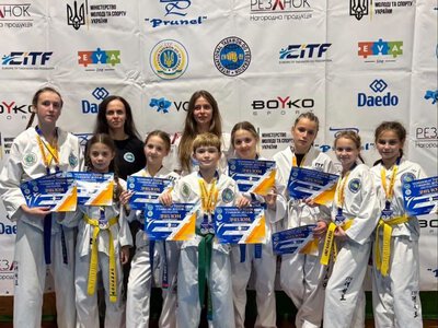 Таеквондисти з Франківська здобули 18 медалей на чемпіонаті України