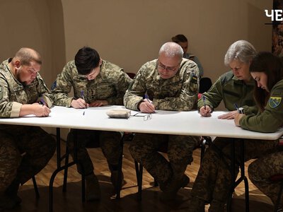У чернігівському укритті бійці ТРО «Північ» написали Радіодиктант єдності (Відео)