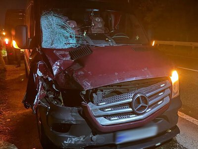 На трасі Київ — Чоп мікроавтобус на смерть збив чоловіка