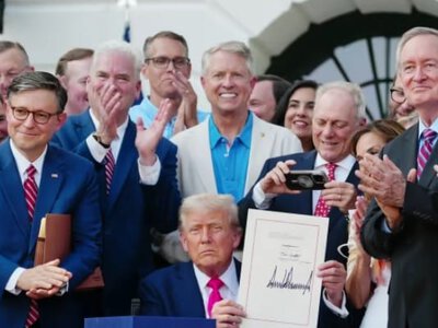 «Ми нічого не отримали»: Трамп знову розкритикував допомогу Україні на $350 млрд
