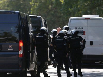 У Сербії поліцейський застрелив неповнолітнього нападника біля посольства Ізраїлю