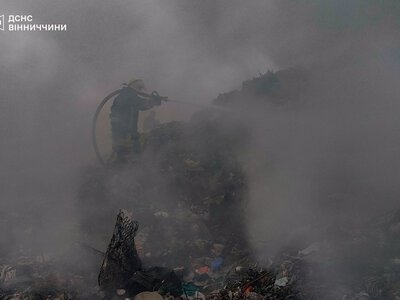Через недопалок у Вапнярці загорілося сміттєзвалище