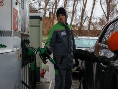 «Скраплений газ та дизель ідуть угору»: як змінилися цінники на українських АЗС 28 жовтня