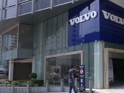 Акції Volvo, що належить китайській компанії, впали до рекордного мінімуму (ВІДЕО)