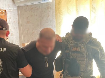 13 років за співпрацю з окупантами: засудженого в Ужгороді колаборанта затримали в Херсоні