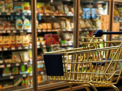 Зимовий стрибок цін: які продукти в Україні подорожчають найбільше (Відео)