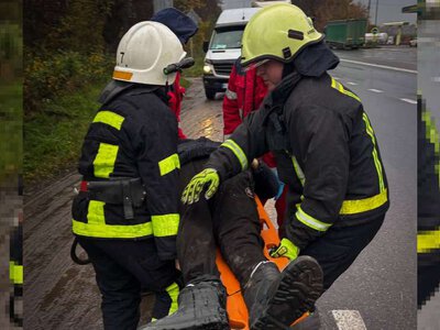 Ранкова ДТП у Літині: чоловіка затисло в автівці
