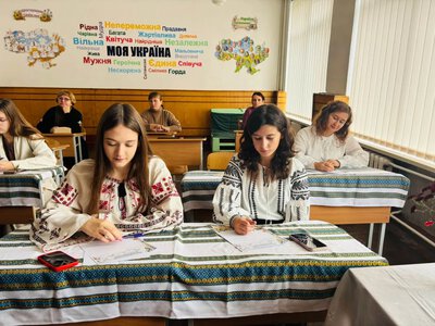 «Лист, який не закінчується»: як на Ратнівщині писали Радіодиктант