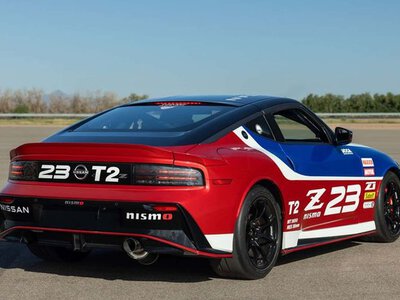Співробітники Nissan представили спорткар у легендарних кольорах, створений у гаражних умовах