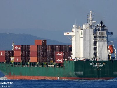 Поблизу Болгарії морські дрони уразили контейнеровоз, що прямував до Румунії