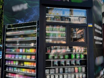 Трьох полтавців підозрюють у нелегальному продажі вейпів на пʼять мільонів гривень
