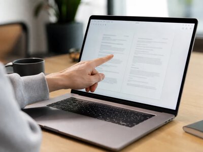 Apple пояснила роботу сенсорного екрана MacBook Pro з дисплеєм PROLED XDR