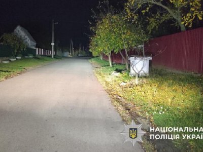 На Обухівщині 15-річний підліток за кермом ВАЗ збив 42-річну жінку