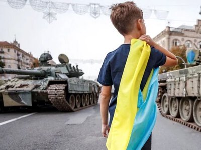 Українці готові воювати навіть без світла і тепла: КМІС оприлюднив три цифри