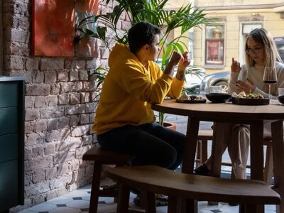 Масовий розпродаж кав’ярень: у Києві ціни на готовий бізнес упали в кілька разів