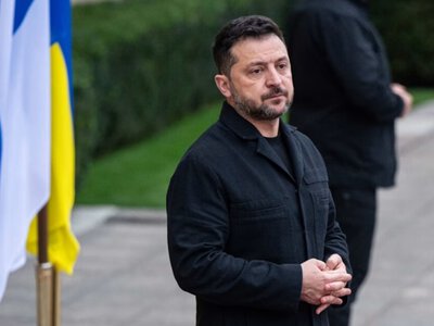 Зеленський допустив обговорення гарантій безпеки для росії після війни, але назвав умову – FT...