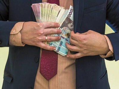 Держбюджет 2027: чи обмежать безлімітні зарплати чиновників та якою буде найвища