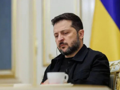 Зеленський вперше допустив обговорення гарантій безпеки для росії після завершення війни – FT