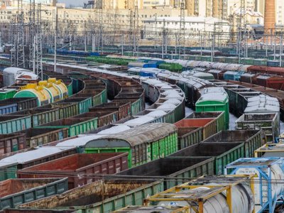 Залізниця втрачає вантажі, бізнес — останні гроші: тарифний удар загрожує промисловості