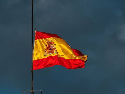 Футбол відійшов на другий план: в Іспанії масово переносять матчі після трагедії
