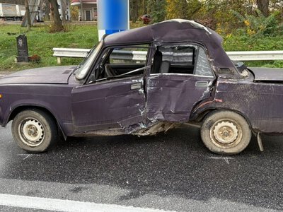 На Вінниччині вантажівки протаранила старий ВАЗ