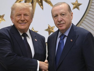 Ердоган заявив Трампу про готовність Туреччини сприяти відновленню переговорів між Україною та Росією