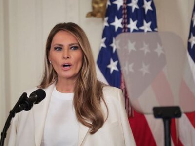 «Нейтральні спостерігачі в Олешках»: Меланія Трамп анонсувала залучення журналістів Newsmax до гуманітарної місії