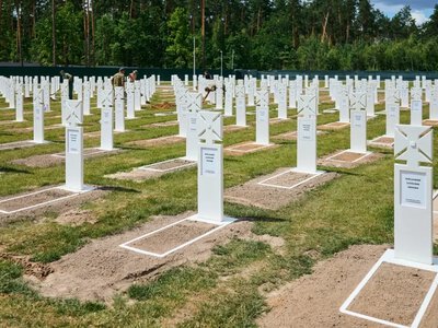 Мінветеранів планує відкрити філіали військового кладовища в п’яти областях
