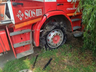 Подвійний удар по Запоріжжю: є потерпілі, пожежі, пошкоджені будинки та транспорт