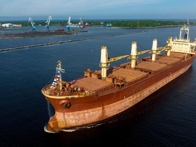Кремль шукає обхідний шлях: зерно женуть маршрутами Другої світової