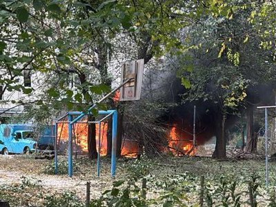Росіяни влучили у багатоповерхівку у Кременчуці: є поранені (оновлено)