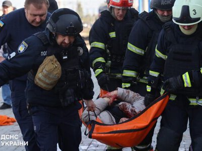 Зеленський після удару по вокзалу в Дніпрі закликав США та Європу посилити тиск на росію