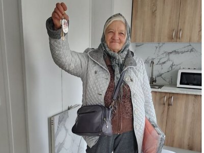 Шість родин переселенців отримали житло в модульному містечку в Сумах
