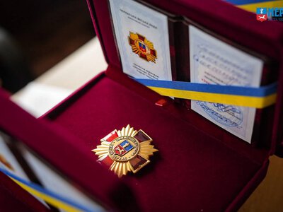 У Черкасах сімом полеглим воїнам посмертно присвоїли звання “Захисник України – Герой Черкас”