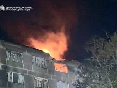 Російський безпілотник влучив у студентський гуртожиток у Дніпрі