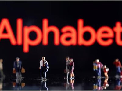 Акції Alphabet впали на понад 10% через витрати на ШІ та уповільнення реклами Google