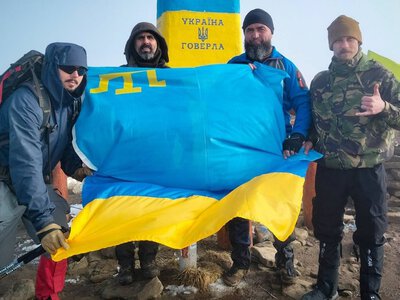 Ветерани з пораненнями піднялися на Говерлу та Петрос (ФОТО)