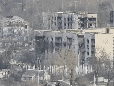 Для евакуації людей з Олешок підготували 25 автобусів на 750 місць та «швидкі» для маломобільних