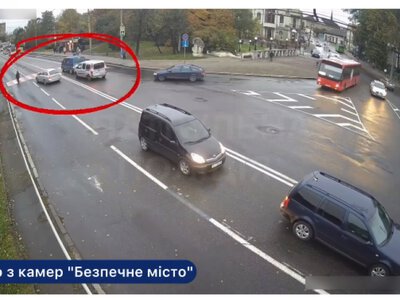 Виїхав на зустрічну та не пропустив людей: у Луцьку порушник потрапив на камери (Відео)