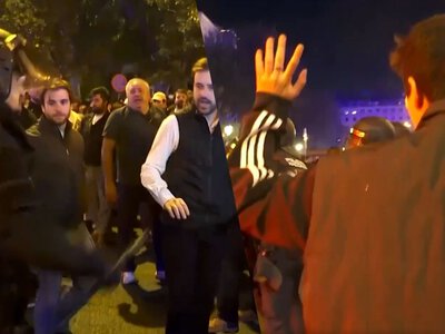 В Іспанії ультраправі протестувальники вимагають відставки прем'єра: вже є сутички з поліцією