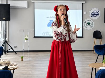 Учениця Павловичівського ліцею стала лауреаткою міжнародного конкурсу шевченківських читань