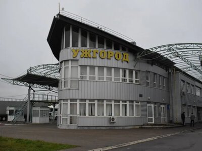 На кордоні у напрямку Словаччини суттєва черга - який пункт пропуску радять оминати
