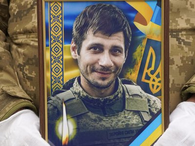 В Ужгороді попрощалися із полеглим Дмитром Шевчуком, який півтора року вважався зниклим безвісти
