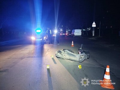 У Шостці зіткнулися скутер та авто: травмувався 66-річний водій